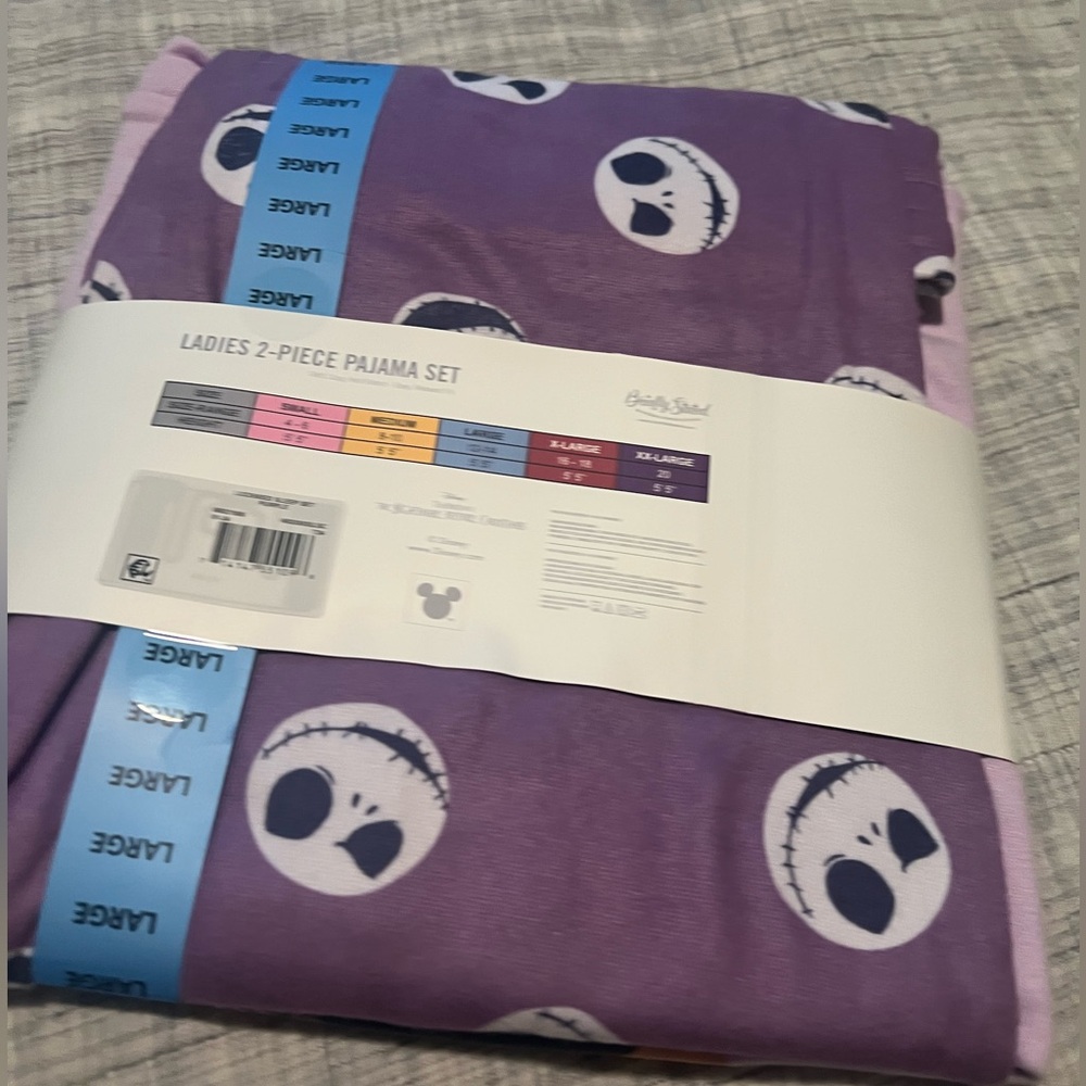 New Disney The Nightmare Before Christmas Ladies Pajama pj Set LARGE 12/14 sleep